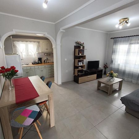 Apartamento Spiros Full House In Marathias Exterior foto